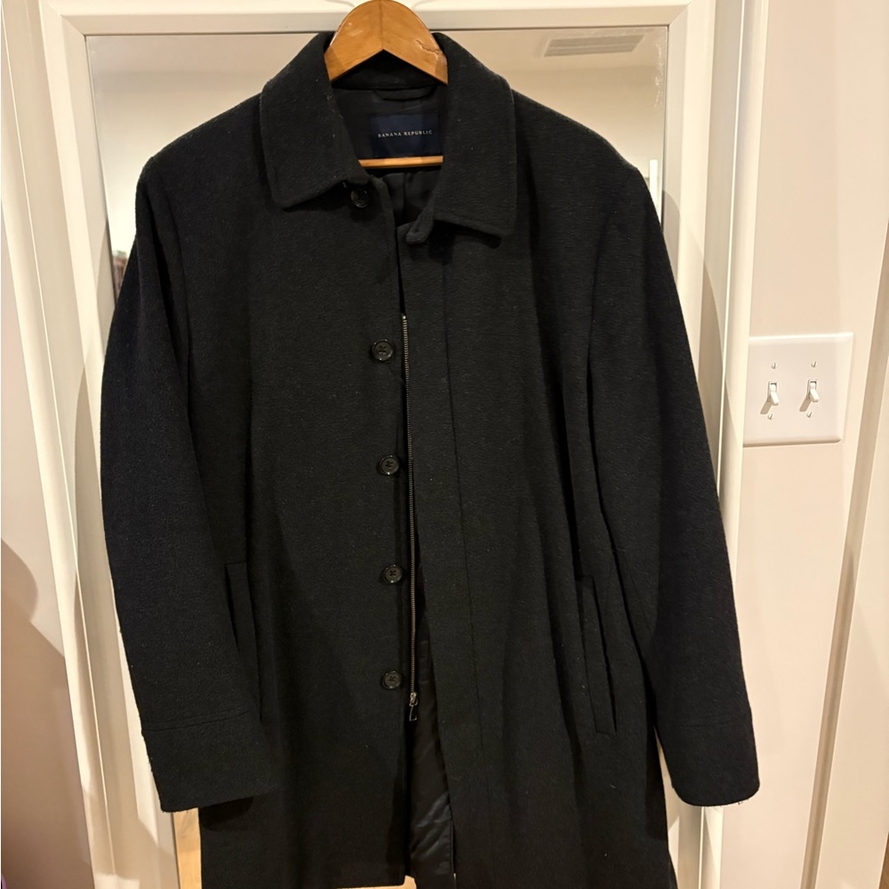 Classic Men's Grey Wool Car Coat - Banana Republic size medium
